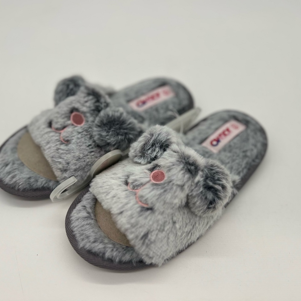Josmo Girls Fuzzy Furry Slippers-Soft and Cozy Faux Fur Open Toe Sandals sz 13